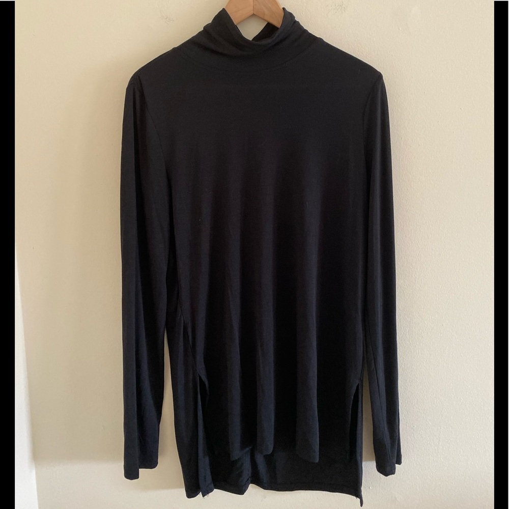 NWOT VINA black Modal Tunic